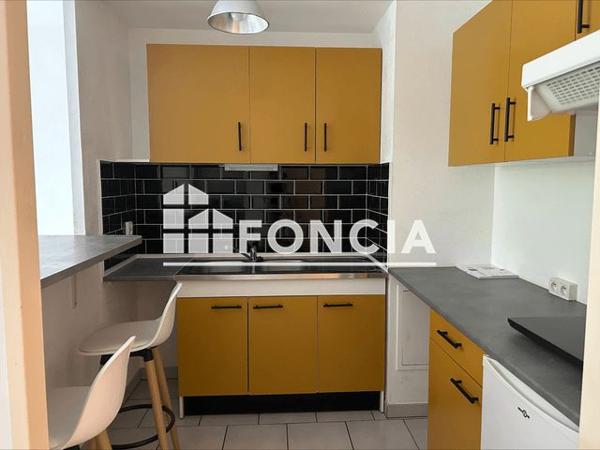 Location Studio 32.1 m² - JEANNE D'ARC Saint Jean De La Ruelle 45140