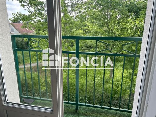 Location Studio 32.1 m² - JEANNE D'ARC Saint Jean De La Ruelle 45140