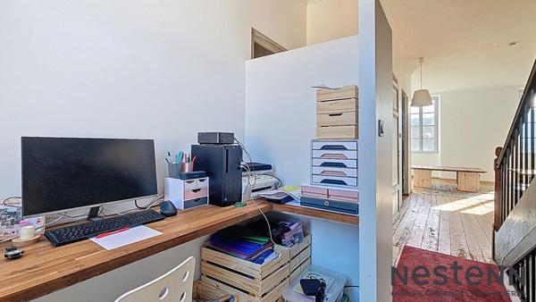 A Vendre Maison de Maître de 1870 Rénovée. 288 m² habitables + 150 m² à aménager, jardin, garage et dépendance à Martres-Tolosane