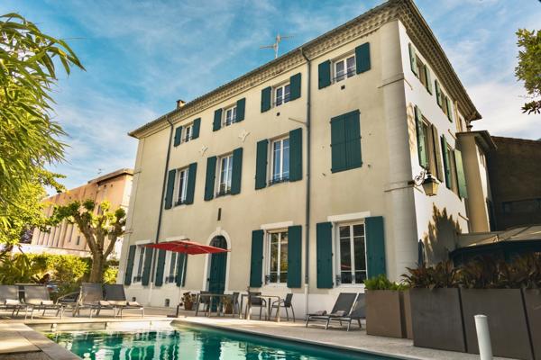 Maison de caractère au cœur d’Alès à vendre 12 pièces ALES (30)