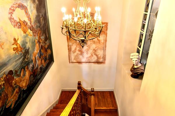 Maison de caractère au cœur d’Alès à vendre 12 pièces ALES (30)