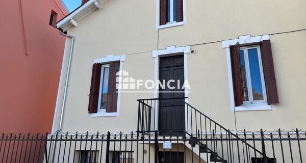 Location Studio meublé 23.7 m² - Clermont-ferrand 63000