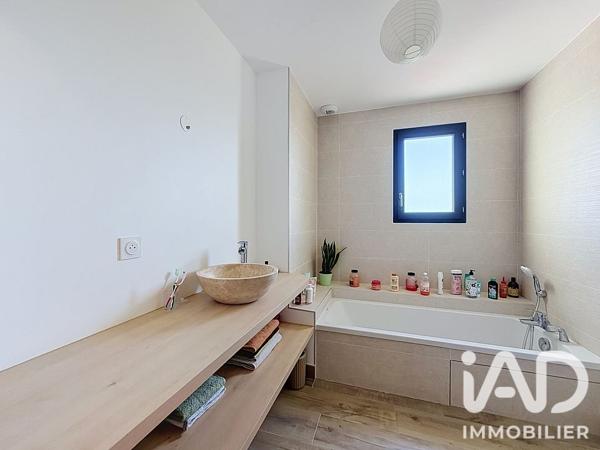 Maison à vendre 5 pièces 101,56 m² Pont-de-Chéruy