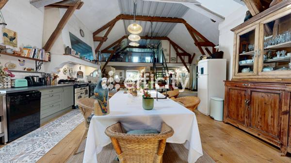 Maison
         9 pièces
        - 378 m² Bien prestige 606 000 € *