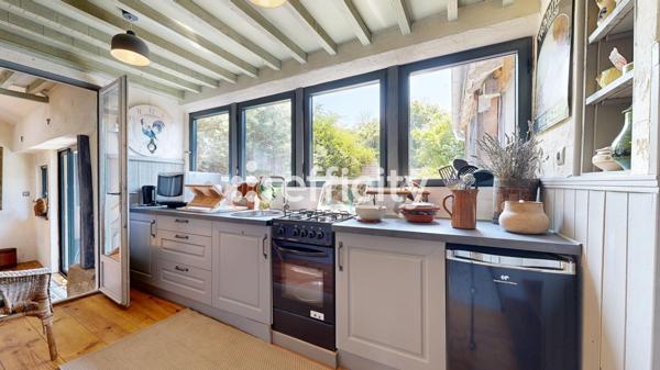 Maison
         9 pièces
        - 378 m² Bien prestige 606 000 € *