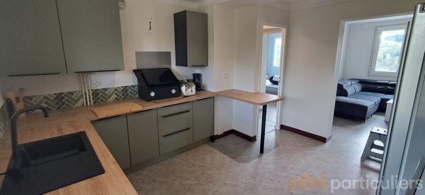 Location
                Appartement75,7 m² - 4 Pièces -
                    RODEZ (12000)