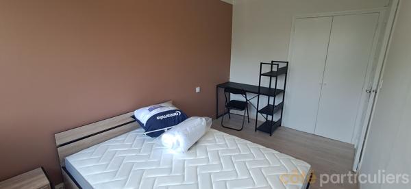 Location
                Appartement75,7 m² - 4 Pièces -
                    RODEZ (12000)