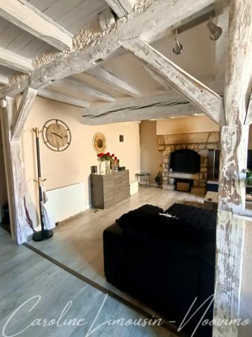 SAINT-CHRISTOPHE-DU-BOIS Maison de bourg avec jardin potag