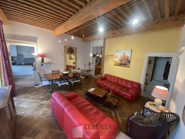 Appartement 5 pièce(s) 2 chambre(s) 112 m²