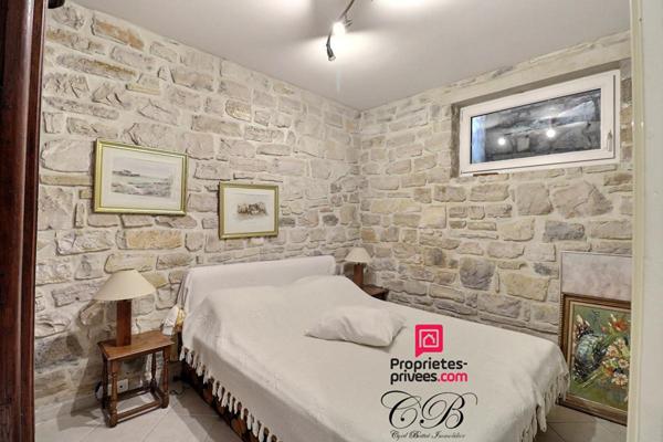 MAISON 6 PIECES AVEC EXTERIEURS - ALES PROX. CENTRE VILLE