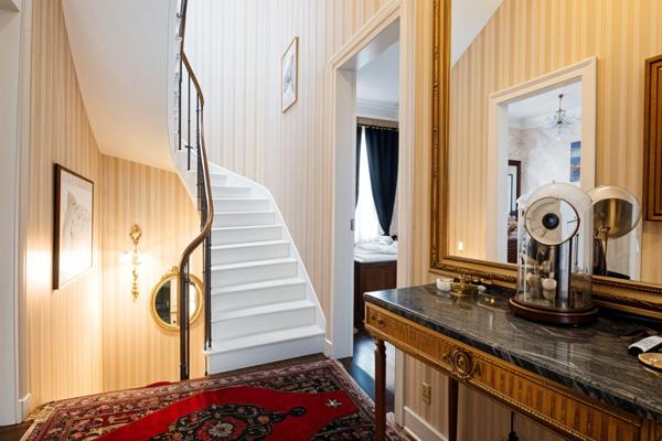 33120 ARCACHON - VILLE D’HIVER - QUARTIER RÉSIDENTIEL PRESTIGIEUX - JARDIN ARBORÉ - VERANDA