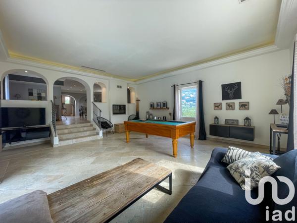 Maison à vendre 5 pièces 187 m² Grasse
