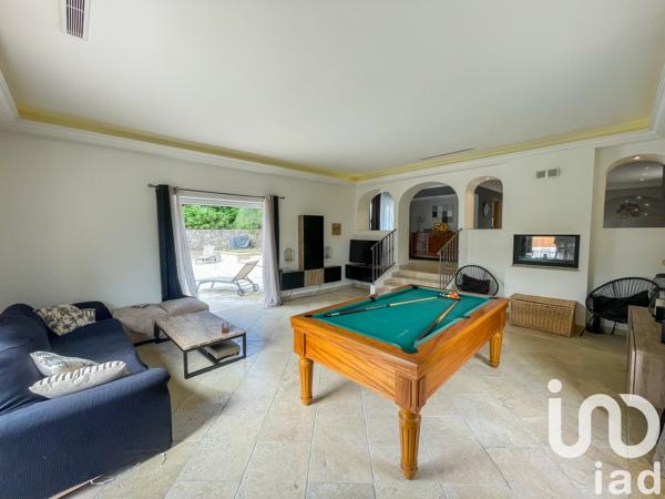 Maison à vendre 5 pièces 187 m² Grasse