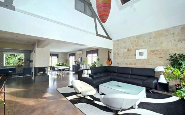 Maison à vendre    6 pièces •  Verneuil-sur-Seine