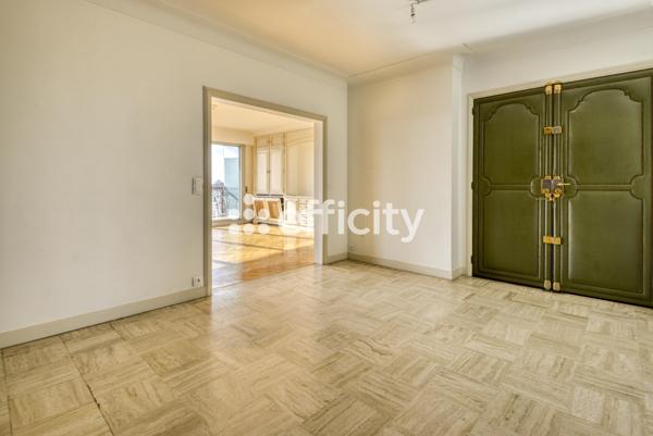 Appartement 6 pièces - 157 m² Bien prestige