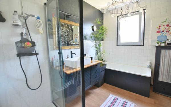 Maison à vendre    5 pièces • 150 m2 Francheville