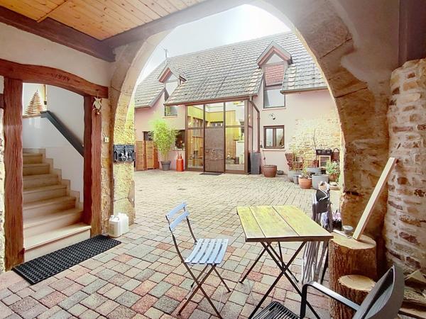 Maison individuelle 5 pièces et 3 appartements F2/F1