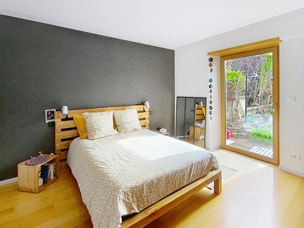 Maison individuelle 5 pièces et 3 appartements F2/F1