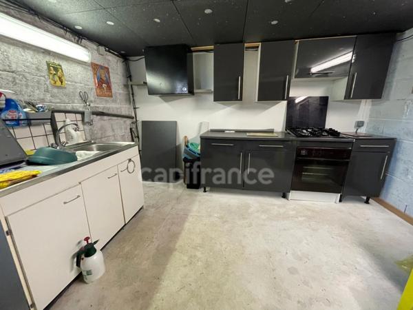 Maison sur sous-sol 4 chambres.
