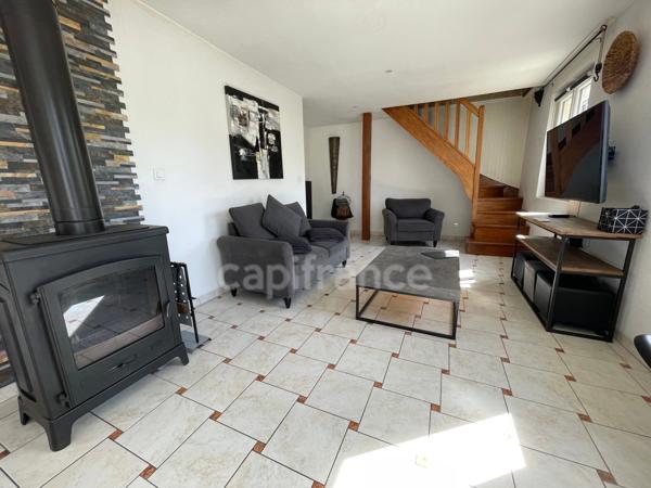 Maison sur sous-sol 4 chambres.