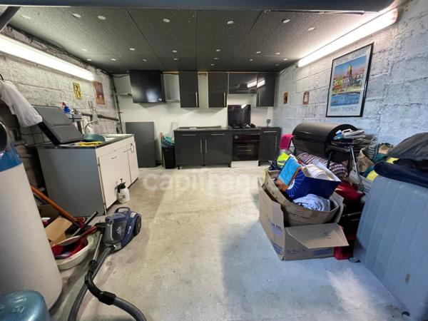 Maison sur sous-sol 4 chambres.
