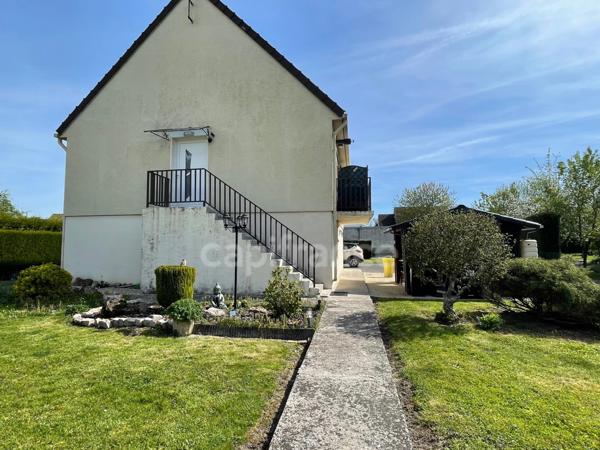 Maison sur sous-sol 4 chambres.