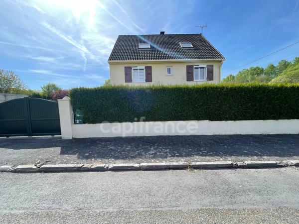 Maison sur sous-sol 4 chambres.