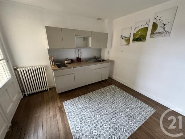 Immeuble à vendre  211 m2 CHATEAUROUX - 36