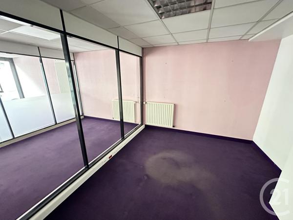 Immeuble à vendre  211 m2 CHATEAUROUX - 36