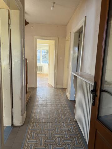 Lutterbach (68460) Lutterbach rue Kleindorf Maison année 1927 d'environ 140 m²