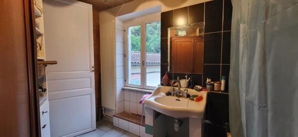 Immeuble Vienne 15 pièce(s) 180 m2 , Vienne