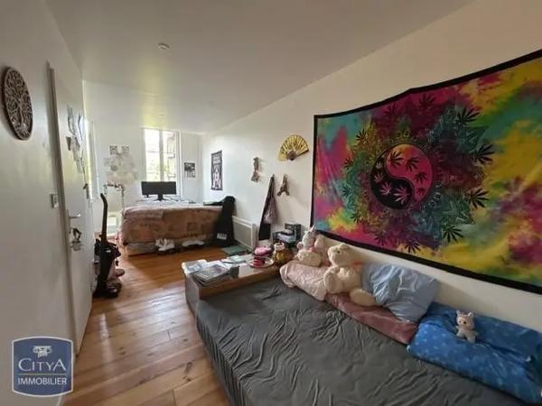 Appartement à louer 1 pièce 27.96m² Agen (47000)