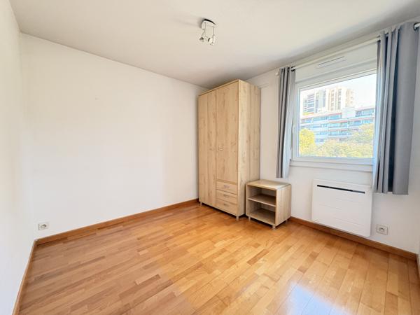 Marseille (13010) APPARTEMENT T4 de 79m2 & TERRASSE à ST TRONC