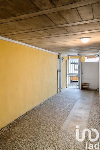 Maison 4 pièces de 71 m² à Saint-Denis (93200)