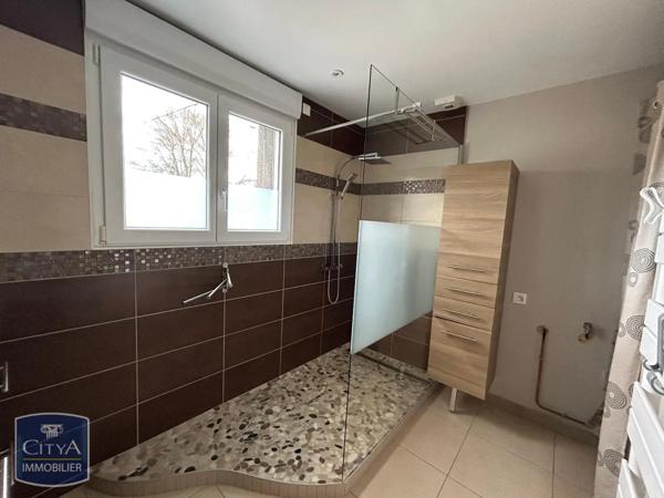 Appartement à louer 3 pièces 80m²