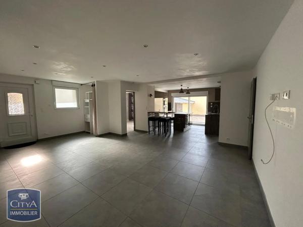 Appartement à louer 3 pièces 80m²