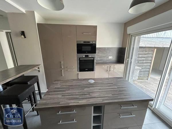 Appartement à louer 3 pièces 80m²