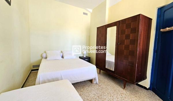 Villa Leucate-La Franqui 12 pièces de 150 m2 proche mer