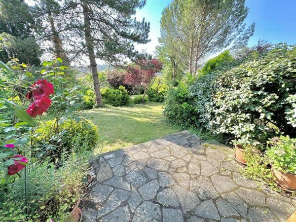 Cahors, maison 5 chambres sur près de 1400 m2 de terrain avec piscine