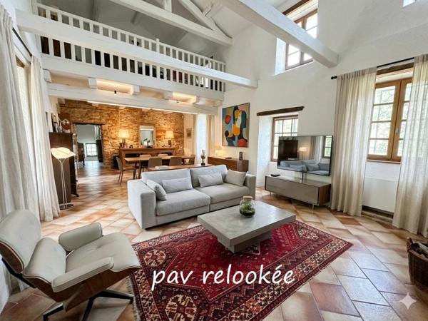 Cahors, maison 5 chambres sur près de 1400 m2 de terrain avec piscine