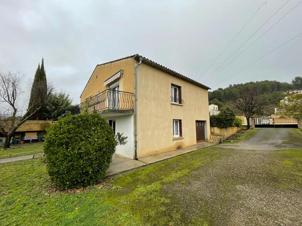 AXE CARCASSONNE LIMOUX Maison traditionnelle 4 chambres sur terrain de 2400 m²