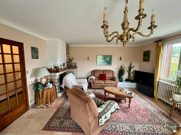 AXE CARCASSONNE LIMOUX Maison traditionnelle 4 chambres sur terrain de 2400 m²