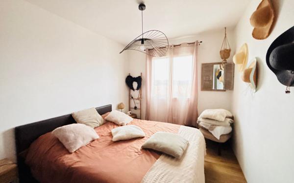 Maison à vendre    4 pièces •  Montrigaud