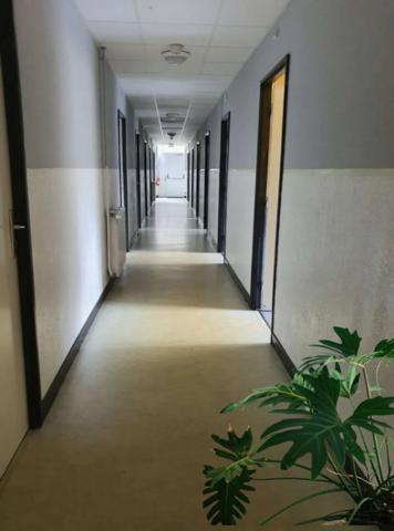 PROPRIETE vendre 20 pièces proche de REMIREMONT (88) sur 2,4 ha avec ETANG, SOURCE