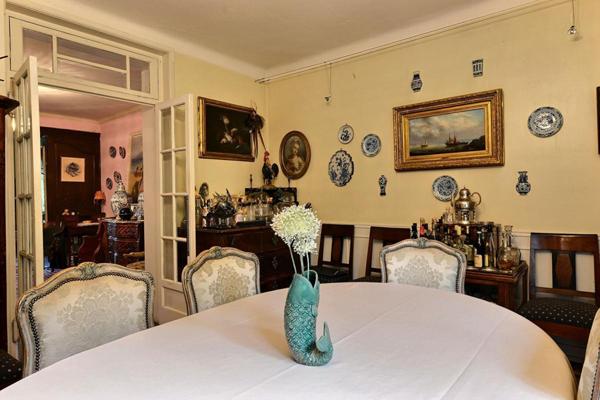 Mulhouse, au coeur du Rebberg, belle maison bourgeoise 5 chambres, au calme d'une discrète impasse