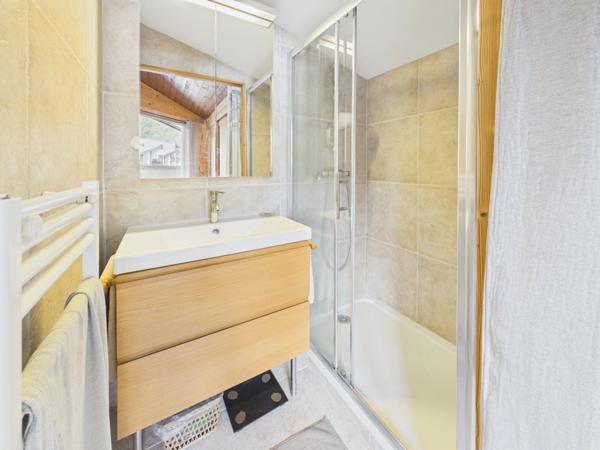 Haute Savoie (74), à vendre SAMOENS - Domaine skiable Grand Massif - Appartement T4 duplex