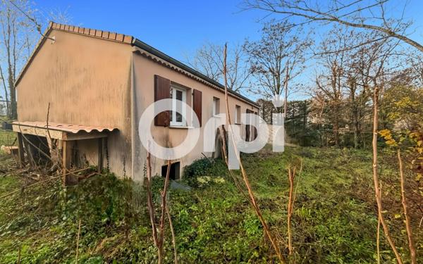 Maison à vendre    4 pièces •  Ruoms