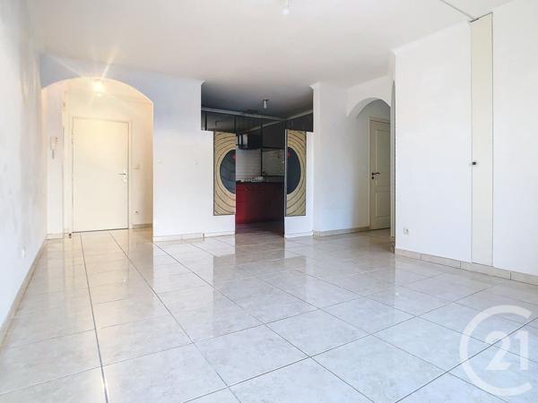 Appartement F3 à vendre  3 pièces - 71 m2 BEZIERS - 34