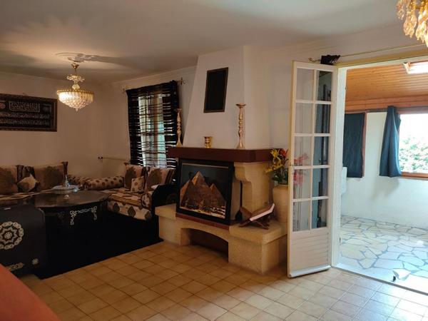 MAISON 126 M² + STUDIO 42 M² + TERRAIN AVEC PISCINE