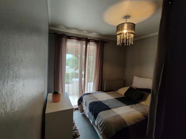 MAISON 126 M² + STUDIO 42 M² + TERRAIN AVEC PISCINE